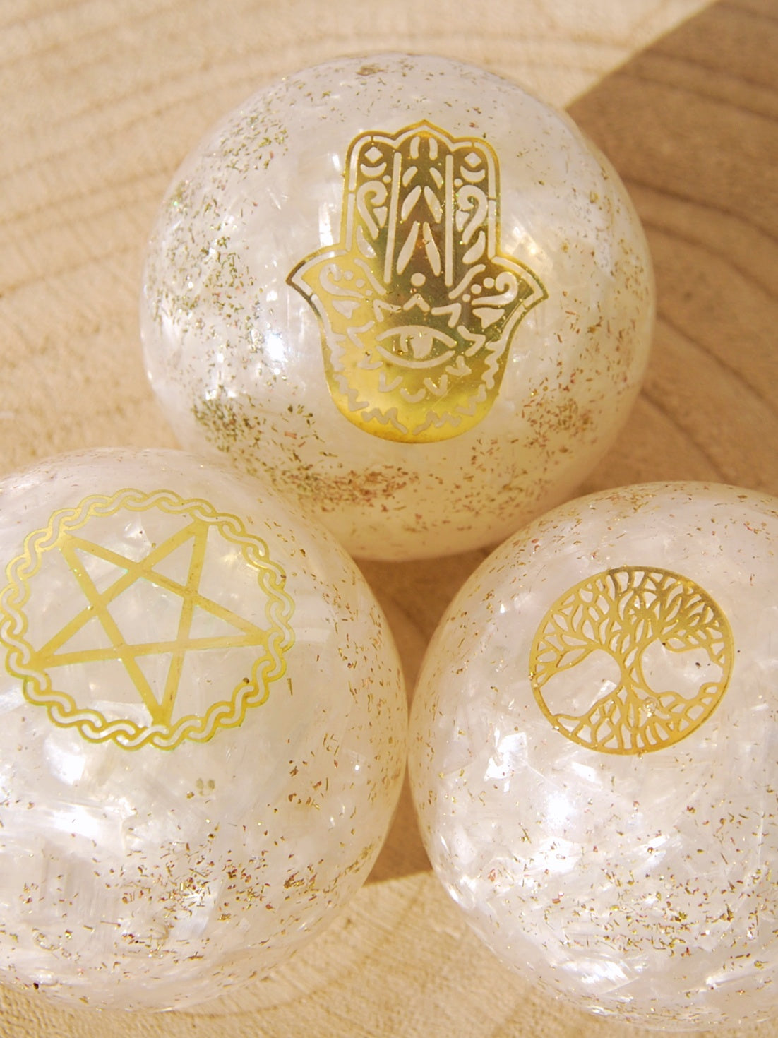 Esfera Orgonite Selenita Mano Fátima